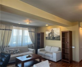 Apartment for sale 3 rooms Dacia - Toamnei area, Bucharest