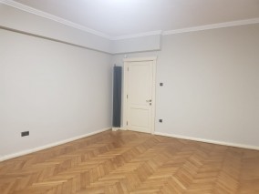 Studio for sale in villa Dorobanti area, Bucharest 37 sqm