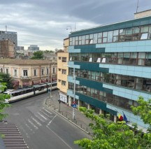 Vila de vanzare alcatuita din 3 apartamente zona Piata Rosetti, Bucuresti