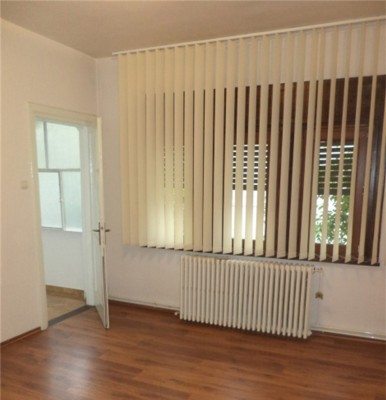 Apartment for sale in villa, the entire 1st floor, 3 rooms, Polona area, Bucharest