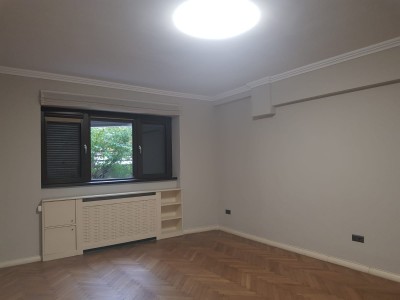 Studio for sale in villa Dorobanti area, Bucharest 37 sqm