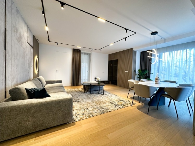 Exquisite apartment for rent 4 rooms Charles de Gaulle Square - Arch of Triumph area, Bucharest