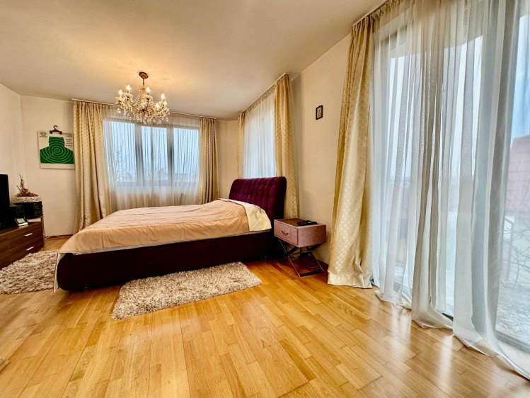 Vila de vanzare 6 camere zona Matei Millo - Pipera, Bucuresti