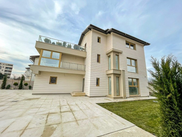 Passive villa, newly built for sale Pipera area, Bucharest 341 sqm